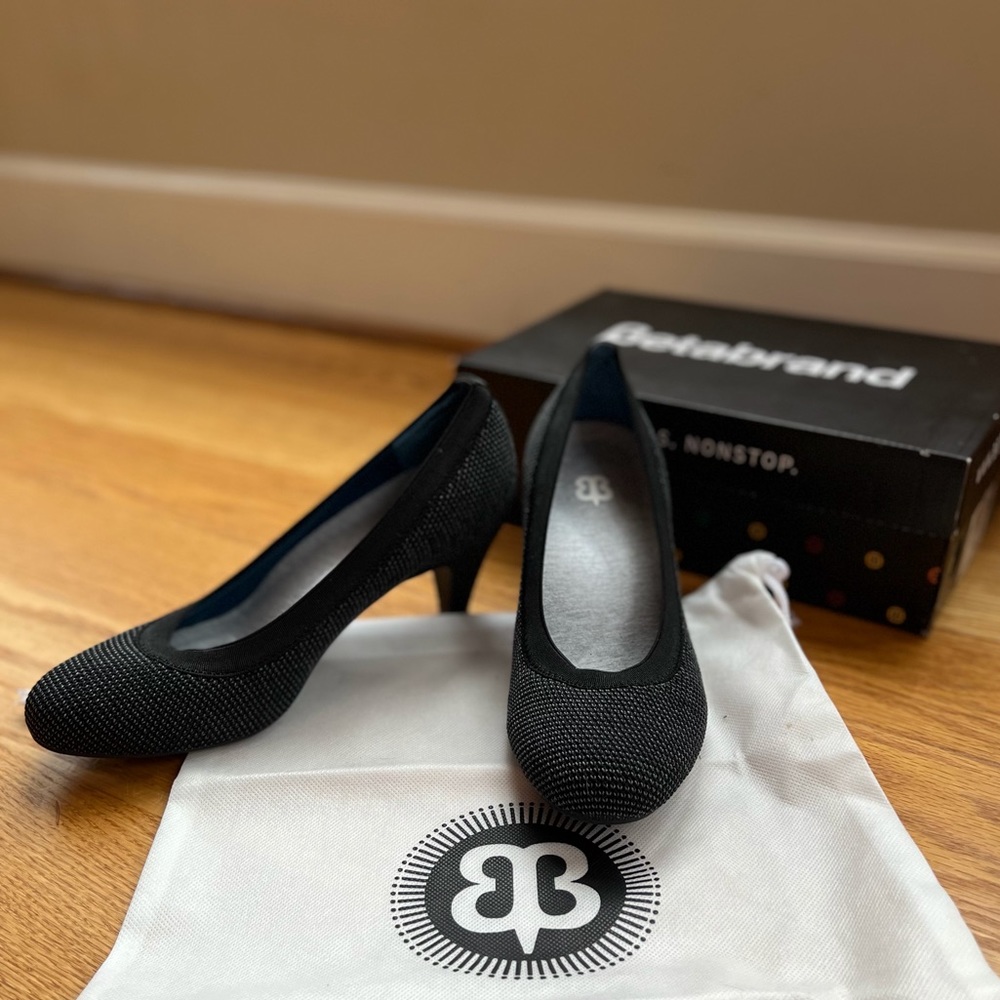 NEW Betabrand “Late-To-The-Gate” Black Heels